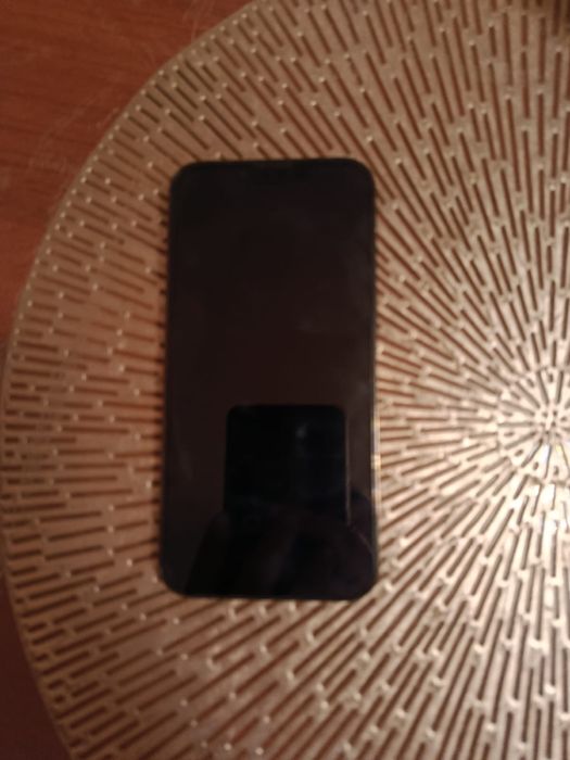 Продам айфон 13 про