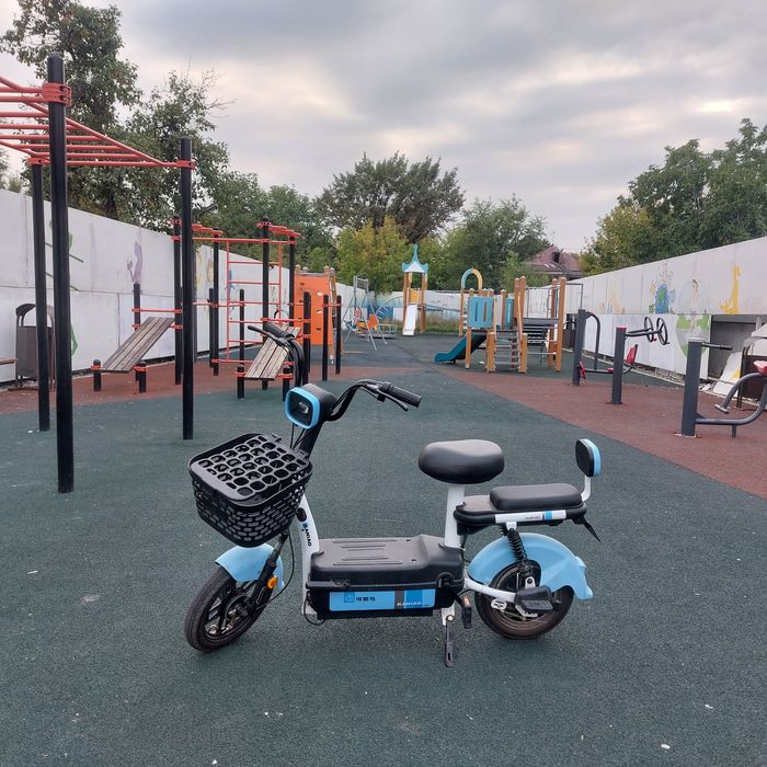 Электраскутер хароши