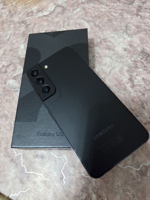 Самсунг  S22  128 гиг