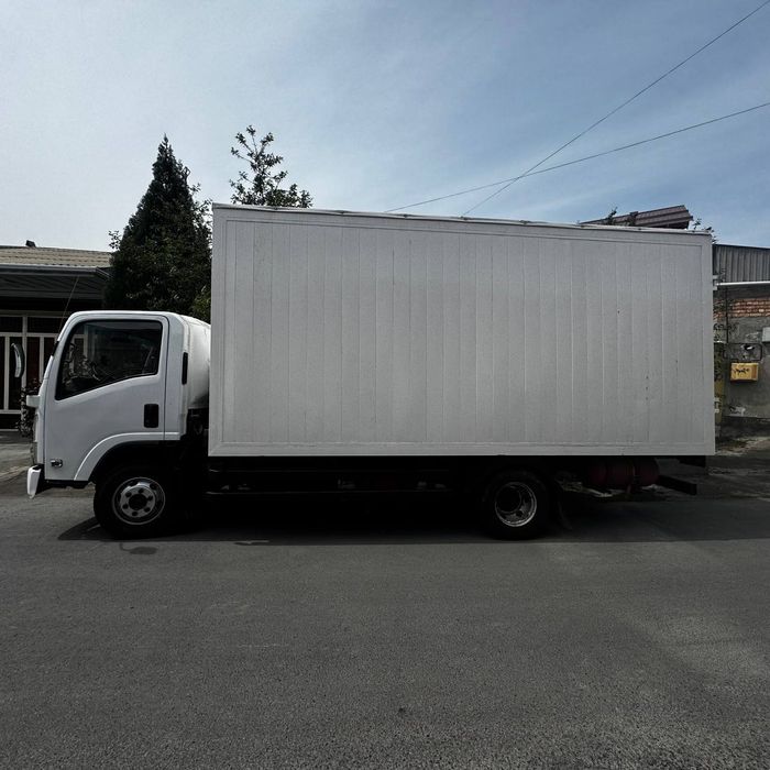 Isuzu 2007 aftobusdan yeg'ilgan xama joyi aftobus torm gruzavoy