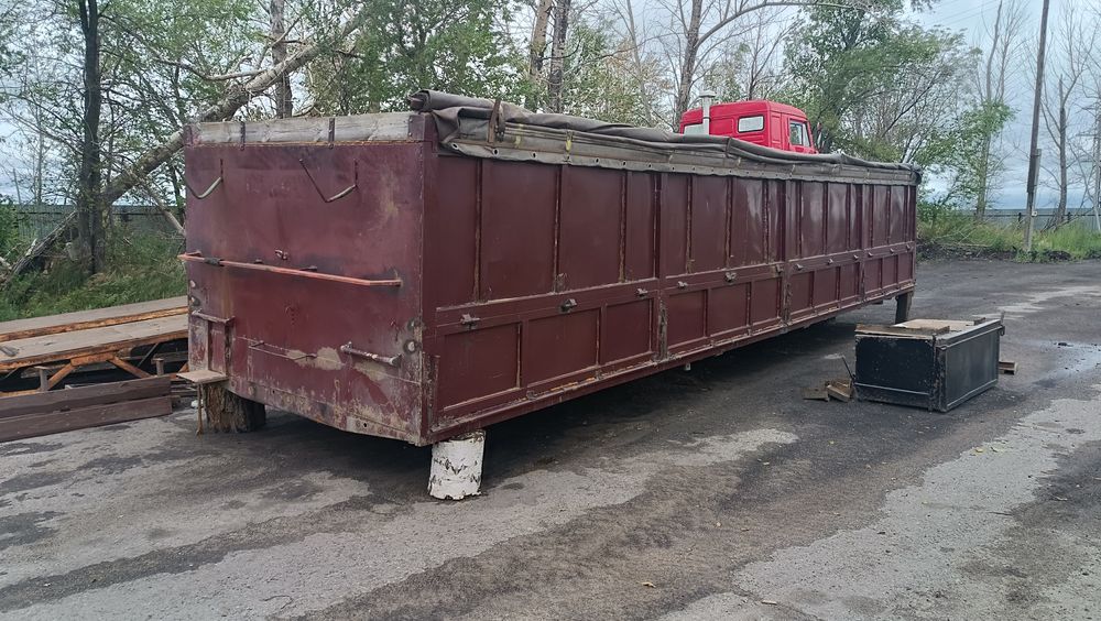 Продам кузов бортовой