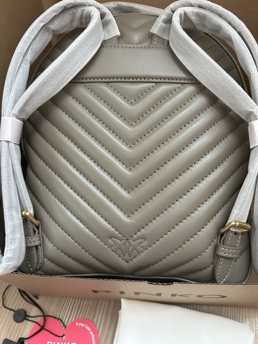 Чисто нова раница PINKO в сив цвят