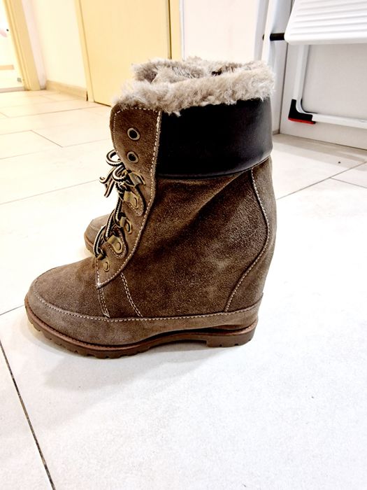 Обувки на ток Benetton