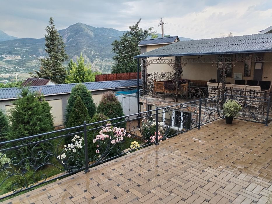 Прадается Дача не далеко  от бочек с прекрасным видом на горы со все