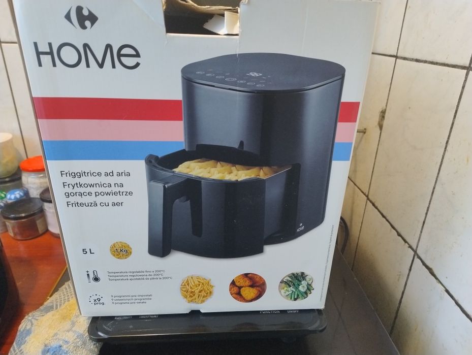 Vând friptoza cu aer cald