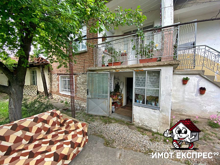 Продава се Къща в с. Златовръх, Област Пловдив - 77 кв.м за 662 €/кв.м - Снимка #17