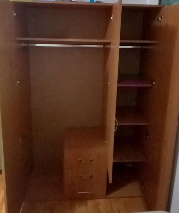 Sifonier incapator,  modern