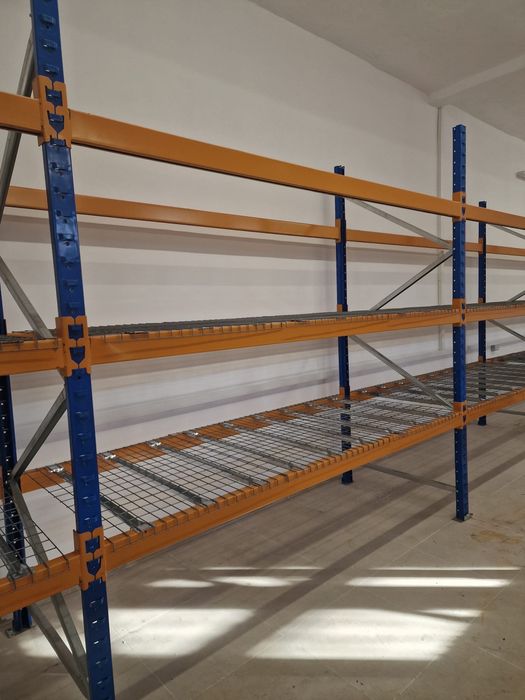 Rafturi metalice premium depozitare