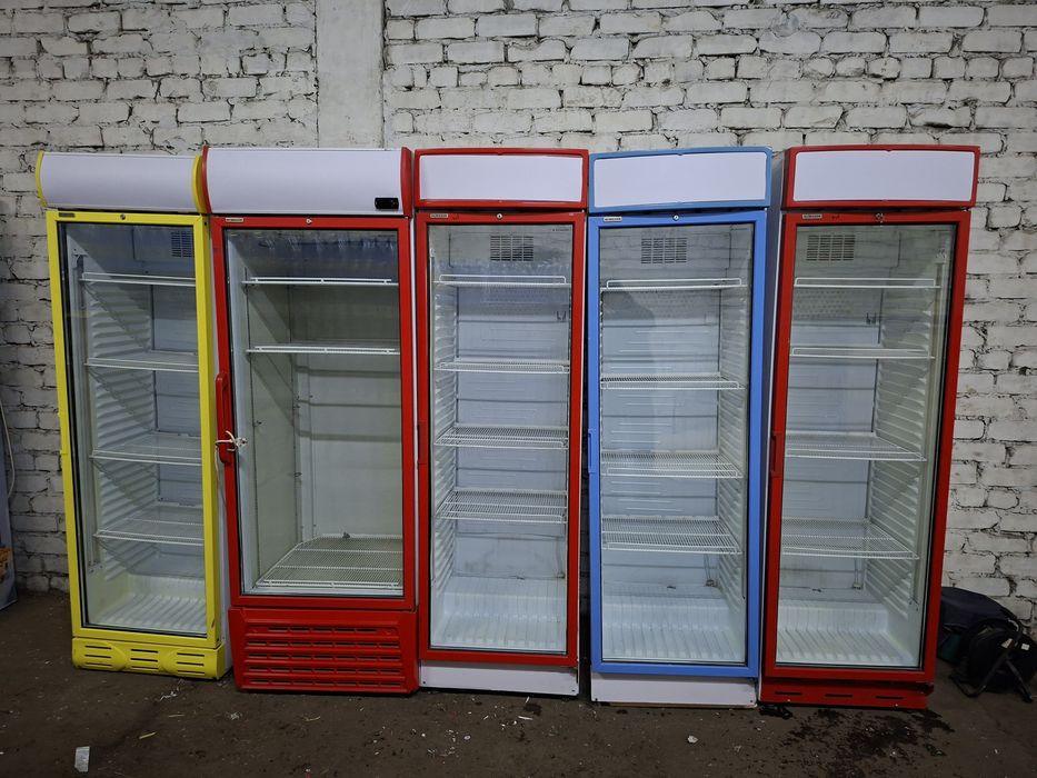 Холодильник витринный