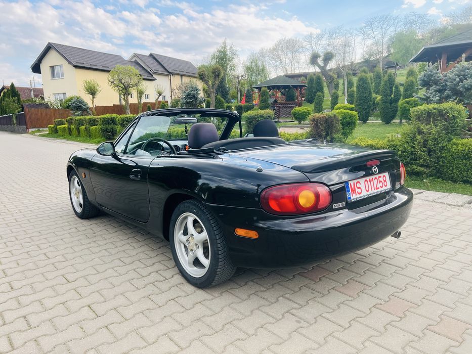 Mazda MX5 recent adusa