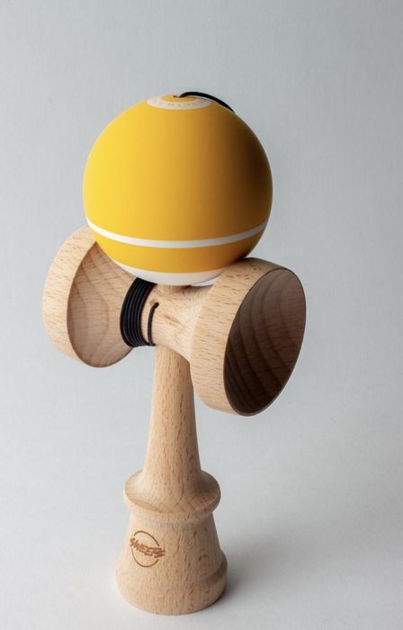 Kendama broken shape galbena anti skid