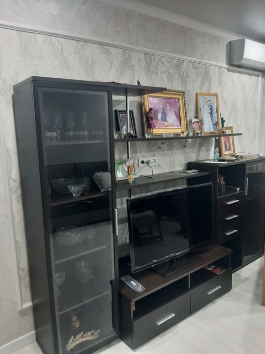 СРОЧНО Продам стенку за 25000 , ОЧЕНЬ ДЕШЕВО