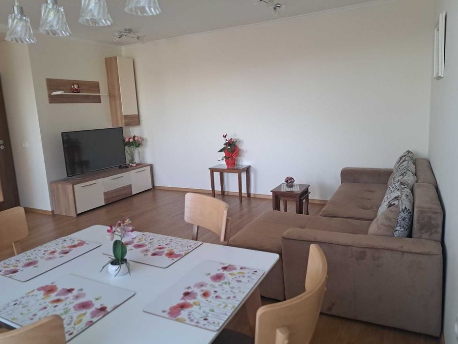 Дава се под наем Двустаен апартамент в София, Студентски град - 62 кв.м за 450 € - Снимка #1