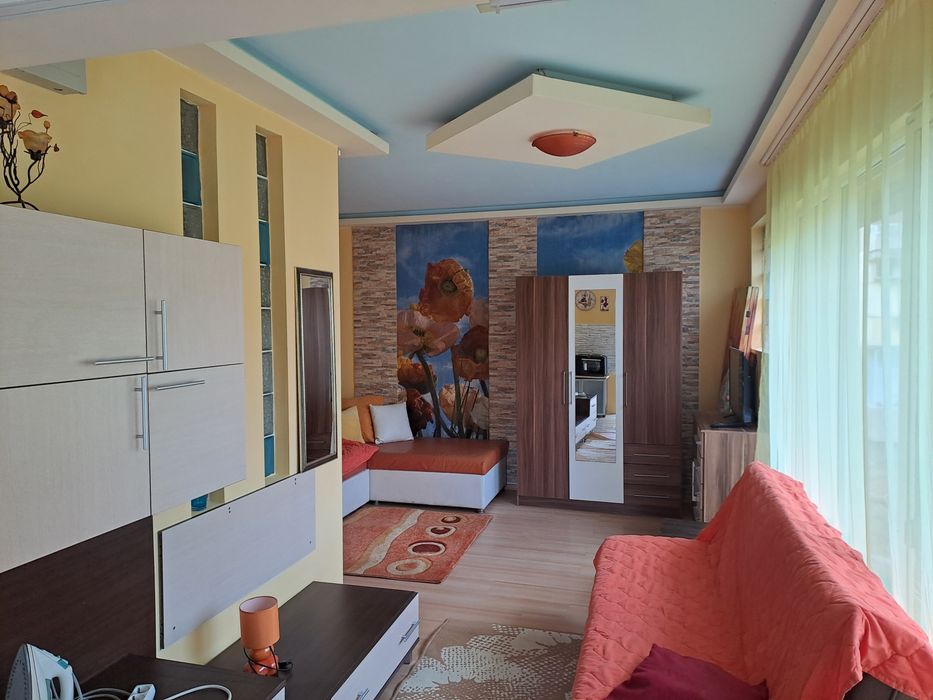 Апартамент под наем Варна център. С голяма тераса