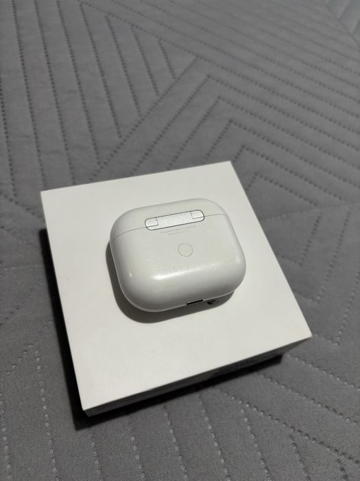 Слушалки Apple AirPods 3
