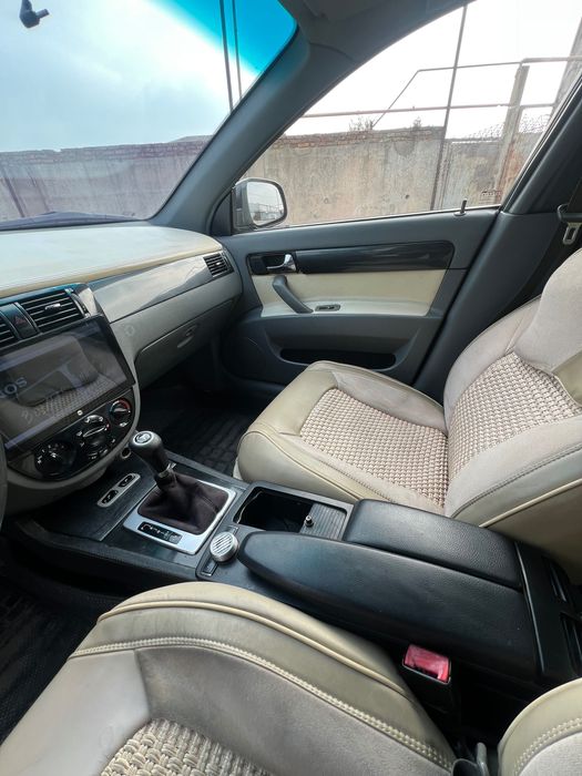 Lasetti jentra gaz-benzin