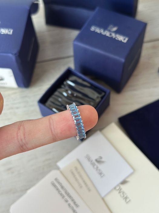 Inel Swarovski Matrix 52, tăietură bagheta, albastru, placat cu rodiu