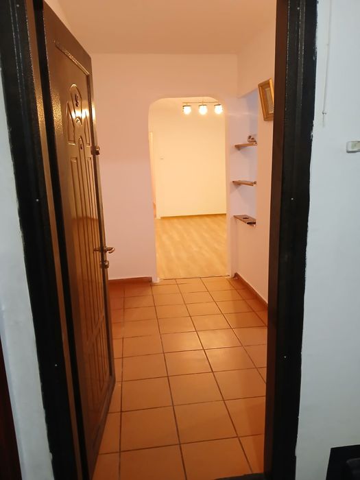 Proprietar vând apartament 3 camere SD Tătărași bloc fără risc et 2