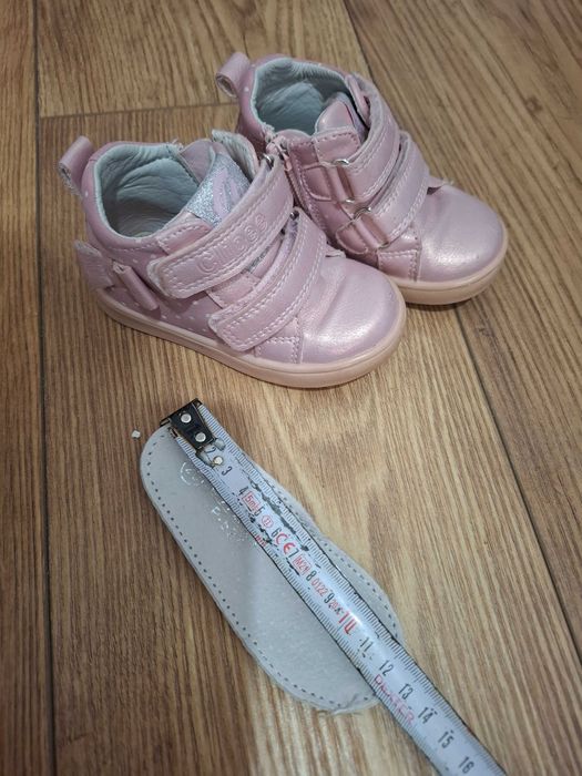 Încălțăminte bebe fetița mărimea 20