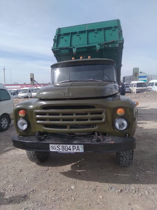 Zil holati yaxshi , katovkasi va matori zur, yaxshi sawlangan