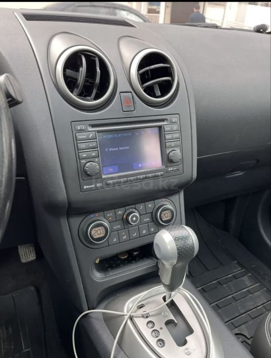 Nissan QASHQAI, 2011