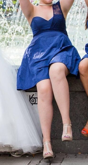 Официална рокля с дантела