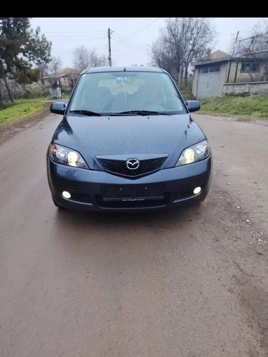 Mazda 2face.  1.4