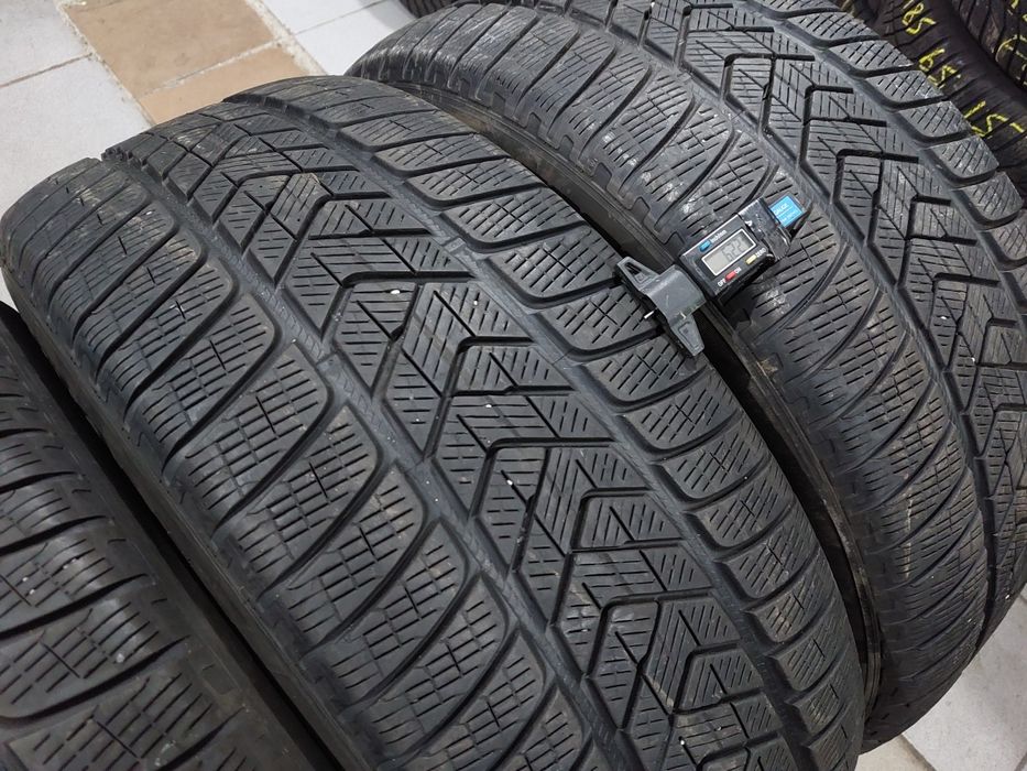 2 anvelope 255/55 R19 Pirelli