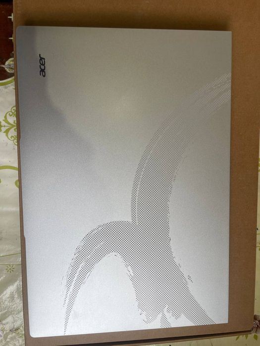 Acer Aspire Lite 16, yangi holatda