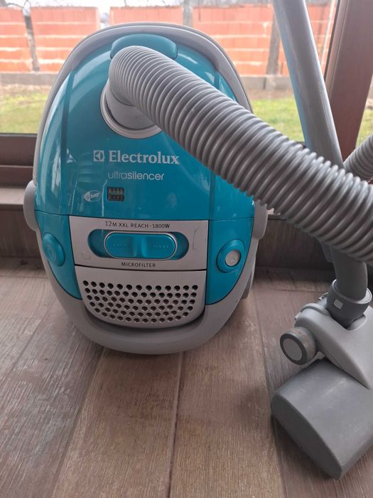 Прахосмукачки Electrolux 1800w.
