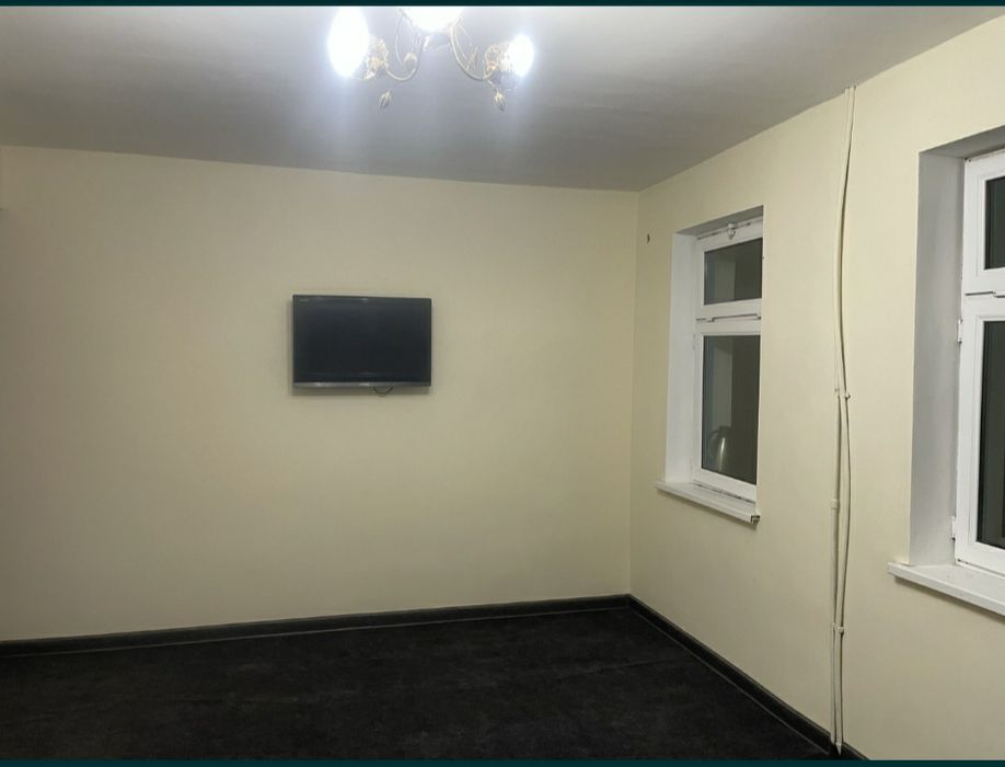 Срочно сдается дом 2 этажа,4 комнаты, 4 сотки.Гулзор махалля