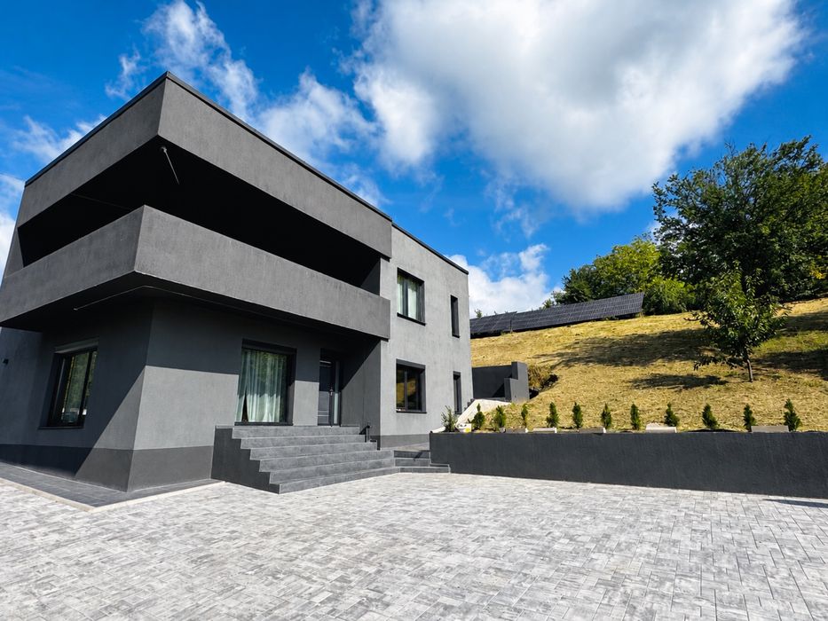 Casa Razvad, 210mp utili, teren 3226 mp, fotovoltaice 27 kW