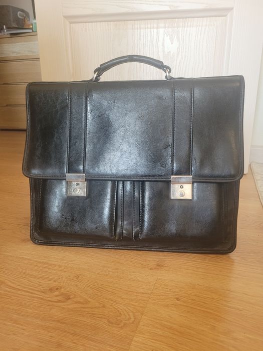 Продам новую Кожаную сумочку