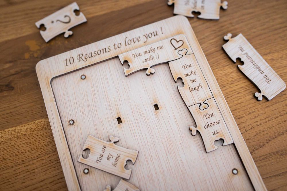 Ръчно изработена рамка пъзел за снимки с романтично послание