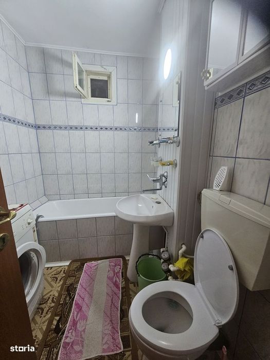 Inchiriez apartament  cu 3 camere G Enescu