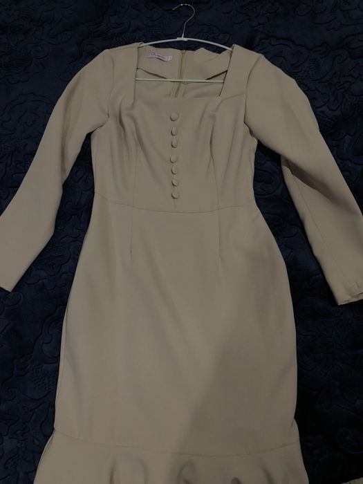 Платье женское