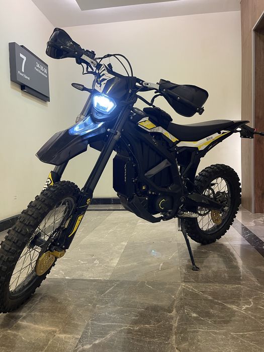 Продаю Surron Ultra Bee X новый с пробегом 600км