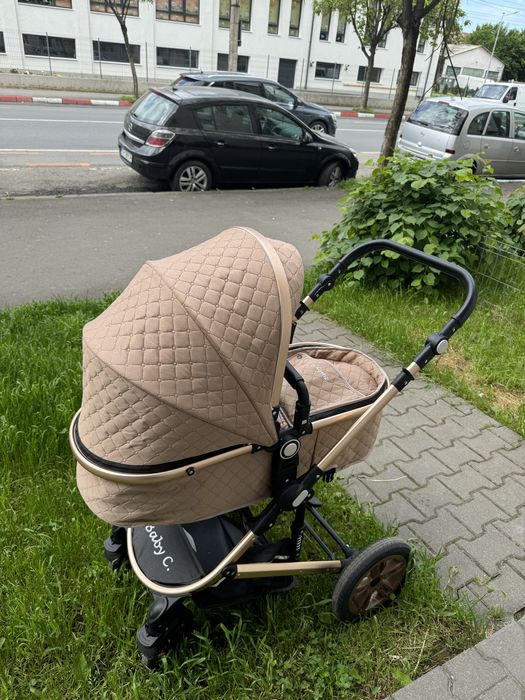 Vând Cărucior în stare foarte bună
