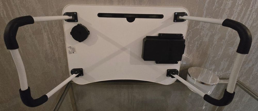 Măsuță pliabilă pentru laptop / pat, cu suport pahar și tabletă (Livarno)