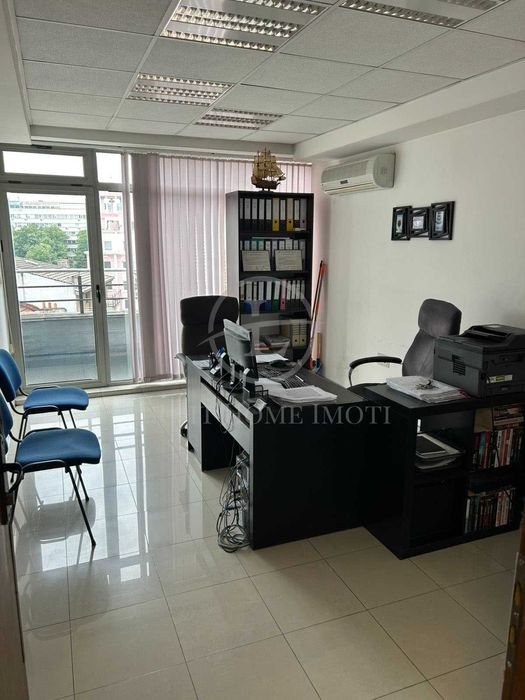 Реф. 2185 Офис в Центъра