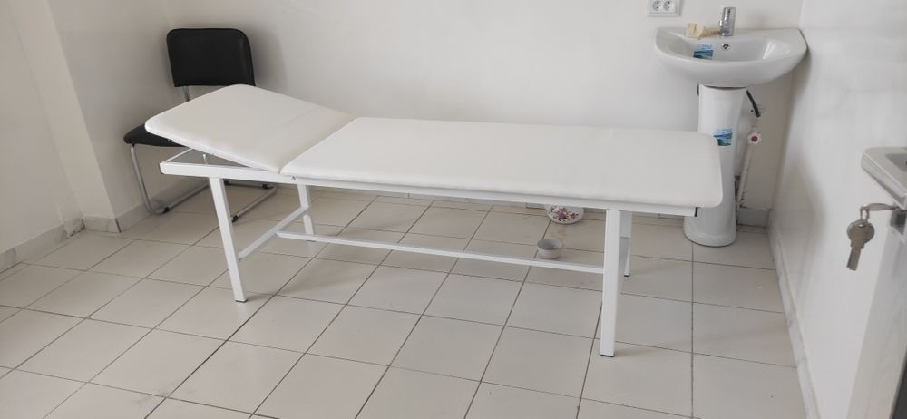 Кушетка медицинский