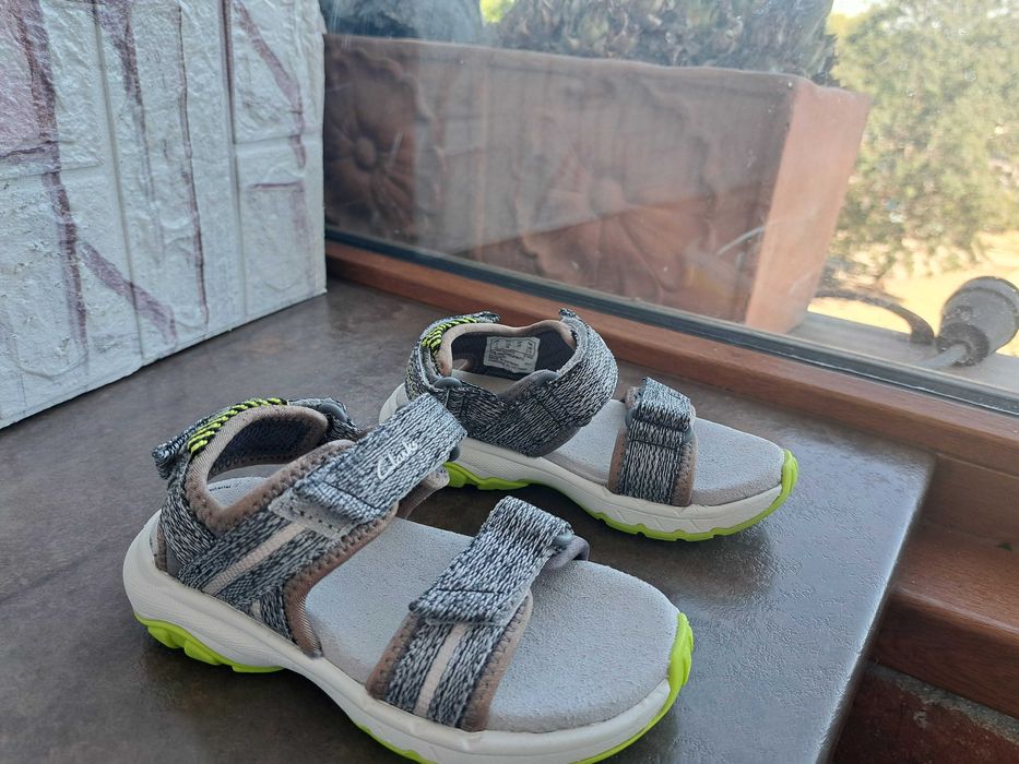 детски сандали,Clarks,летни отворени обувки,за момче,кларк,номер 24