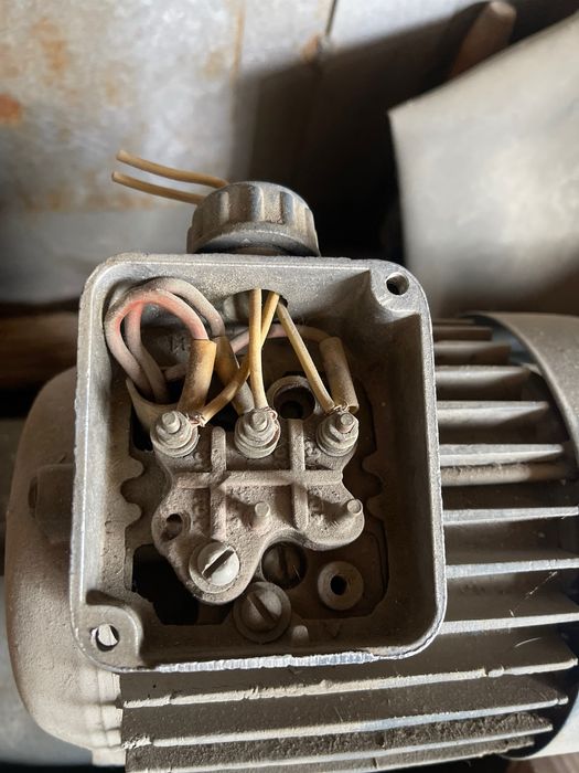 Компрессор трёхфазный