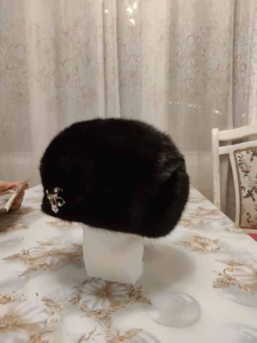 Продам шубу 48 рр
