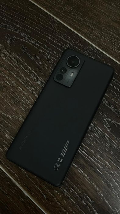 Продам Xiaomi 12 pro 5G 12/256gb