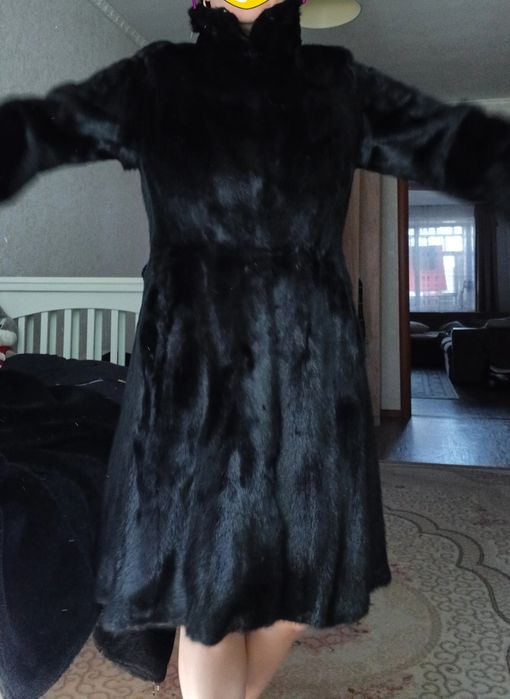 Продам норковую шубу