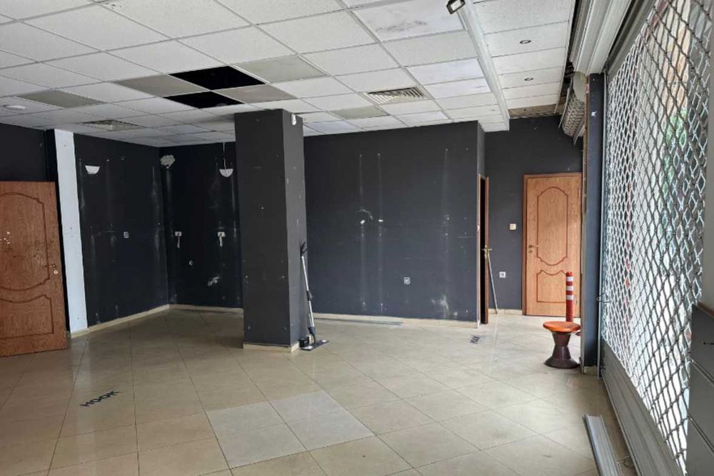 Дава се под наем Заведение в Варна, Гръцка махала - 168 кв.м за 1500 € - Снимка #1