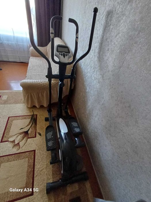Продам эллиптический тренажёр