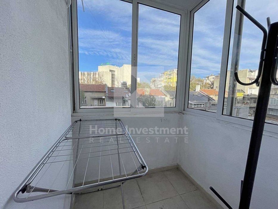 Продава се Четиристаен апартамент в Варна, Зимно кино Тракия - 137 кв.м за 1971 €/кв.м - Снимка #14
