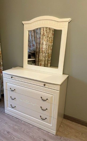 Спальный гарнитур Венера 5д